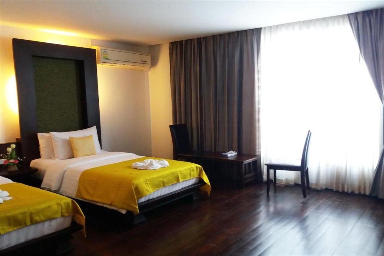 Nicha Suite Hua Hin Hotel Exterior photo