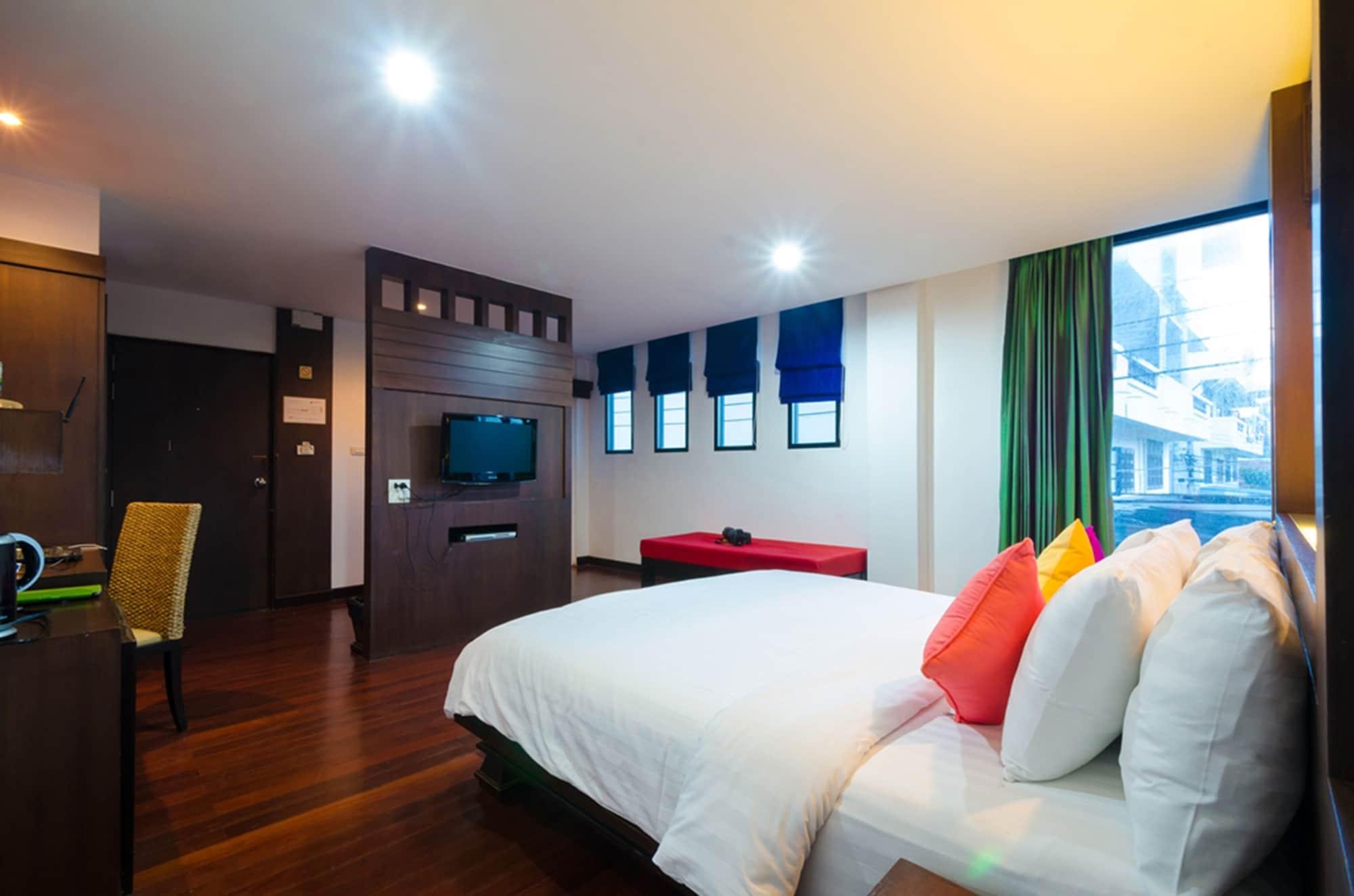 Nicha Suite Hua Hin Hotel Exterior photo