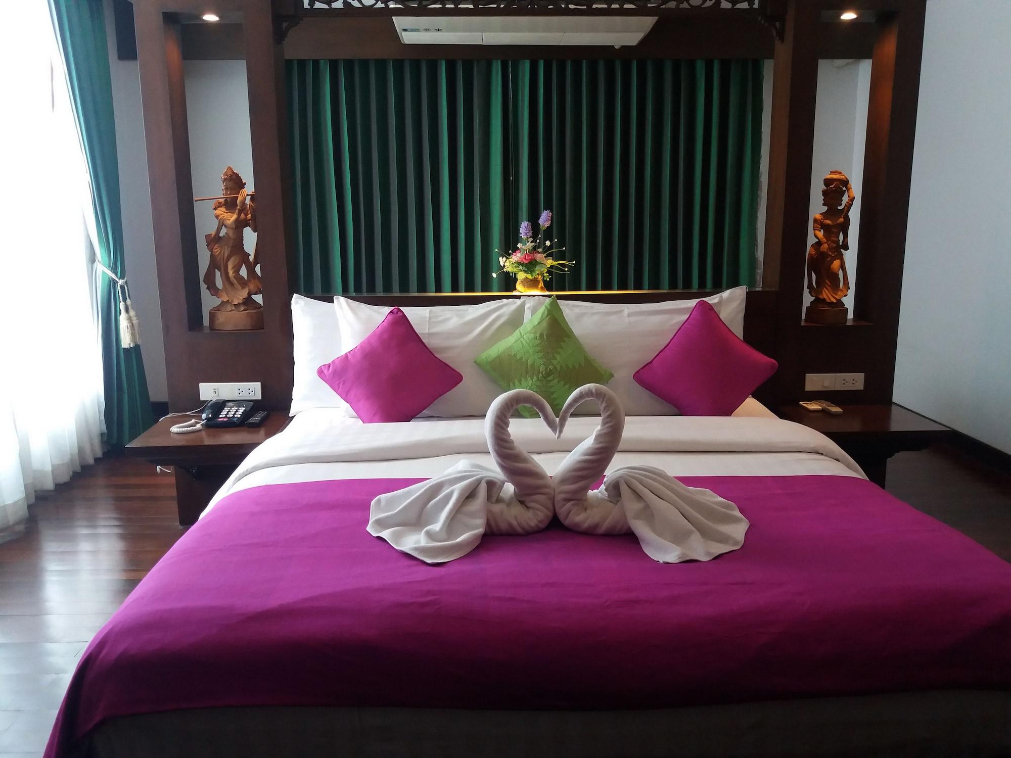 Nicha Suite Hua Hin Hotel Exterior photo