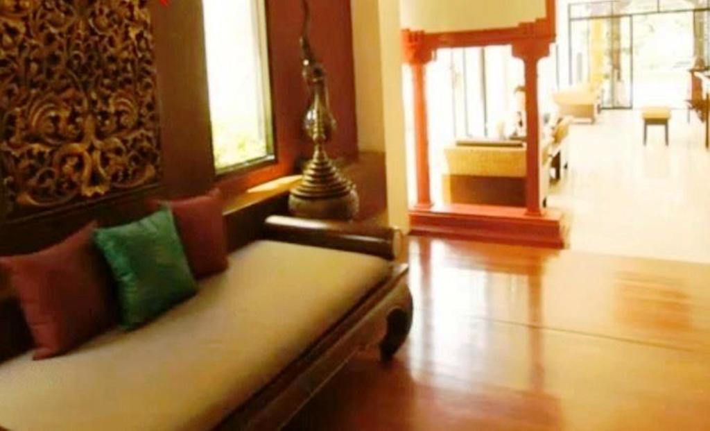 Nicha Suite Hua Hin Hotel Exterior photo